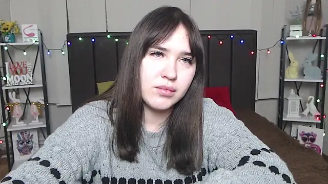 LauraHlot online show from 01.30.25