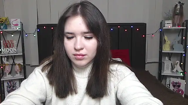 LauraHlot online show from 01.31.25