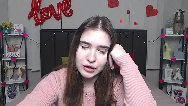 LauraHlot online show from 03.04.25