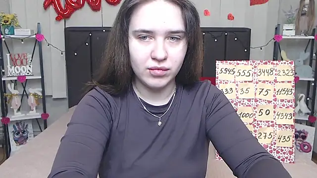 LauraHlot online show from 03.12.25