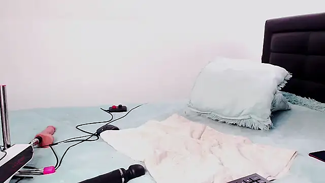 Snapshot of anyaadamss chatting on 10.25.25 anyaadamss online show from 10.25.25