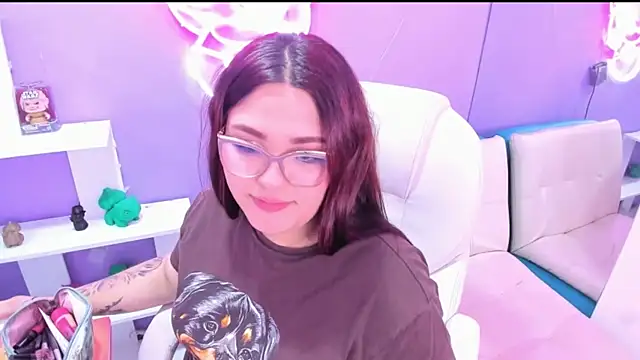 Camiila Osorio online show from 09.18.25