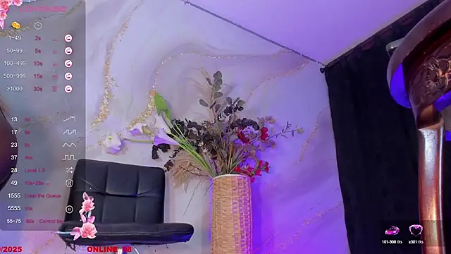 Snapshot of Karla-Ebony chatting on 10.08.25 Karla-Ebony online show from 10.08.25