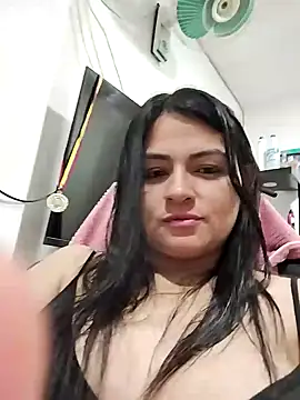 Linda Lars online show from 01.23.25