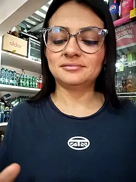 Linda Lars online show from 10.27.25