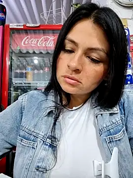 Linda Lars online show from 04.07.26