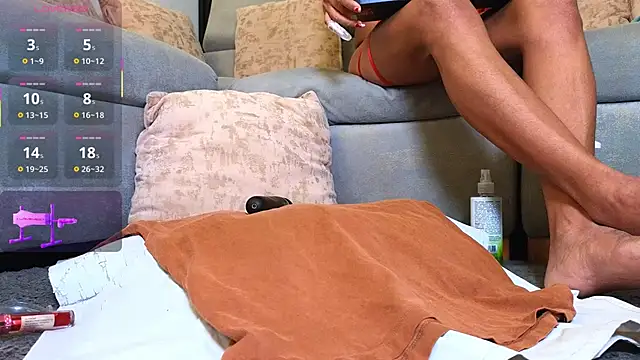 anellejones online show from 11.22.25