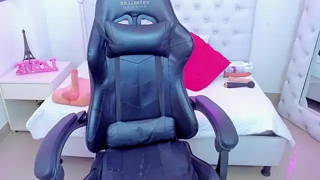 silvana  miller online show from 01.03.25