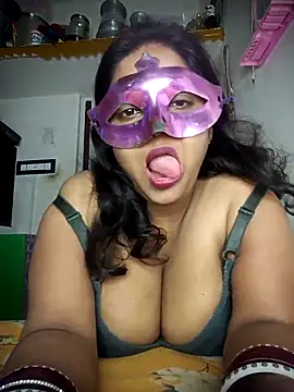 Snapshot of Ayesha-Baby chatting on 11.03.25 Ayesha-Baby online show from 11.03.25