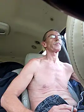 Snapshot of coolbrease10 chatting on 10.06.25 coolbrease10 online show from 10.06.25