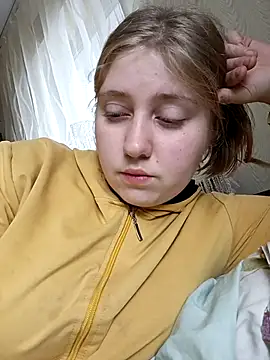 Snapshot of AnastasiaSky19 chatting on 11.10.25 AnastasiaSky19 online show from 11.10.25