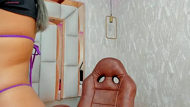 Snapshot of Gema-lexy chatting on 02.04.25 Gema-lexy online show from 02.04.25