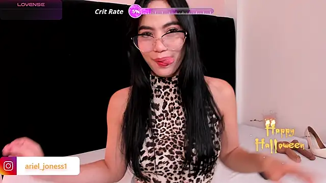 ariel jonees online show from 11.04.25