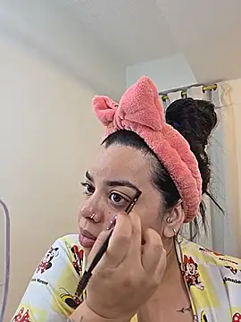 Snapshot of MiahJoness chatting on 07.26.26 MiahJoness online show from 07.26.26