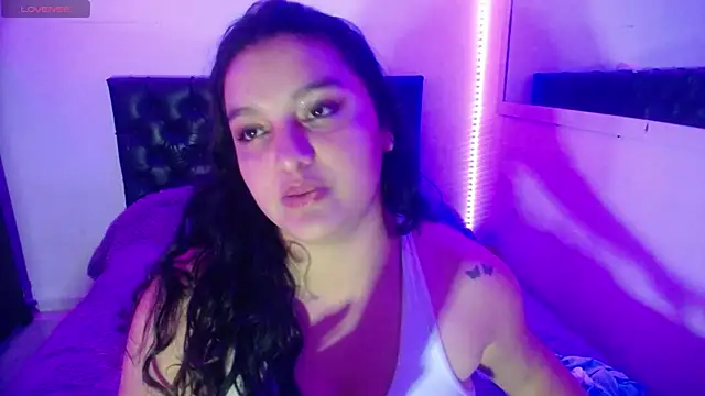 Laurenkenner  online show from 10.10.25