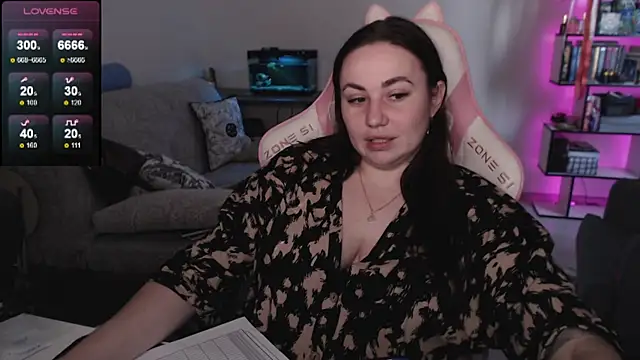 Snapshot of SexyWitch_666 chatting on 05.21.26 SexyWitch 666 online show from 05.21.26