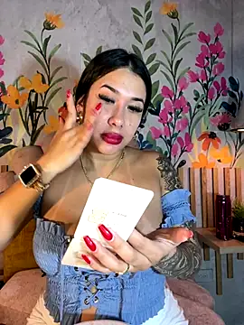 Snapshot of kiim_taaylor chatting on 09.28.25 kiim taaylor online show from 09.28.25