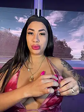 Snapshot of kiim_taaylor chatting on 10.29.25 kiim taaylor online show from 10.29.25