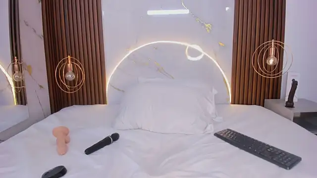 Snapshot of miamiller69 chatting on 01.21.25 miamiller69 online show from 01.21.25