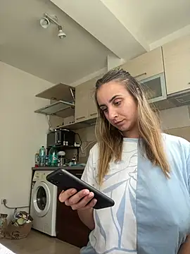 Daisyforyou online show from 12.12.24