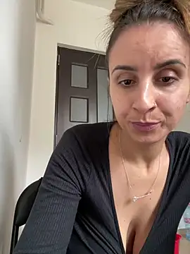 Daisyforyou online show from 02.05.25