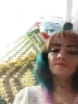 Snapshot of SweetLeila40 chatting on 01.01.25 SweetLeila40 online show from 01.01.25