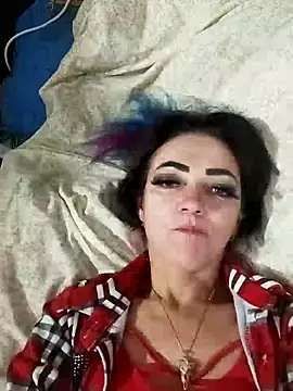 Snapshot of SweetLeila40 chatting on 01.07.25 SweetLeila40 online show from 01.07.25