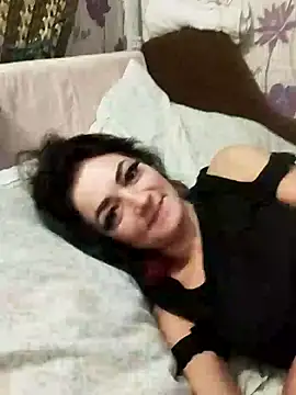 Snapshot of SweetLeila40 chatting on 01.11.25 SweetLeila40 online show from 01.11.25