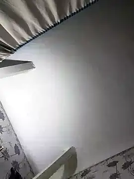 Snapshot of SweetLeila40 chatting on 02.05.25 SweetLeila40 online show from 02.05.25