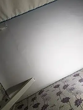 Snapshot of SweetLeila40 chatting on 03.13.25 SweetLeila40 online show from 03.13.25