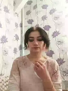 Snapshot of SweetLeila40 chatting on 03.14.25 SweetLeila40 online show from 03.14.25