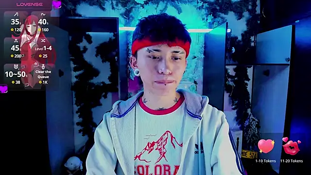 Snapshot of juniior_2311_ chatting on 02.26.25 juniior 2311 online show from 02.26.25