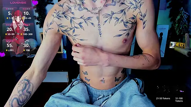 Snapshot of juniior_2311_ chatting on 03.05.25 juniior 2311 online show from 03.05.25