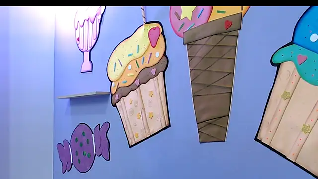 evaleribigtits18 online show from 11.17.25