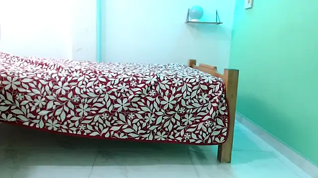 evaleribigtits18 online show from 04.05.26