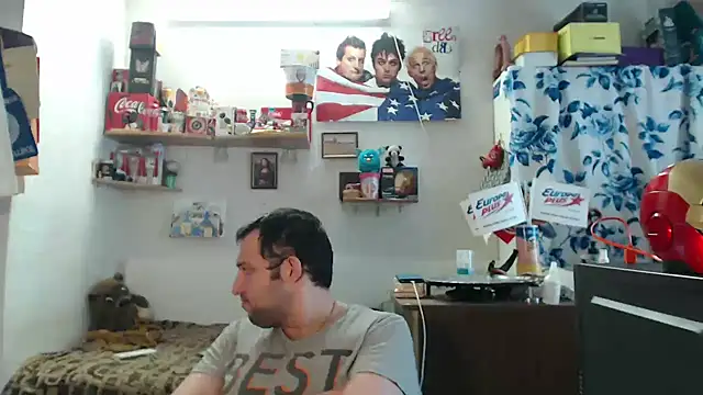 Snapshot of BISEXGOOD777 chatting on 07.23.26 BISEXGOOD777 online show from 07.23.26