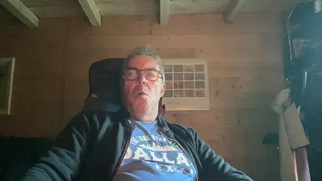 Snapshot of lelohop chatting on 05.28.26 lelohop online show from 05.28.26