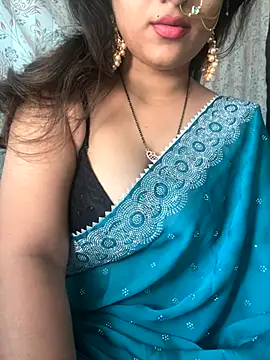 Snapshot of pikaindian chatting on 10.11.25 pikaindian online show from 10.11.25