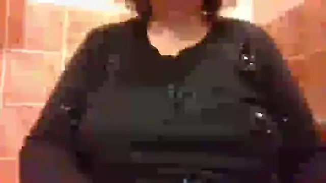 Snapshot of maria38xxx chatting on 02.25.25 maria38xxx online show from 02.25.25