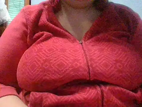 Snapshot of maria38xxx chatting on 10.30.25 maria38xxx online show from 10.30.25