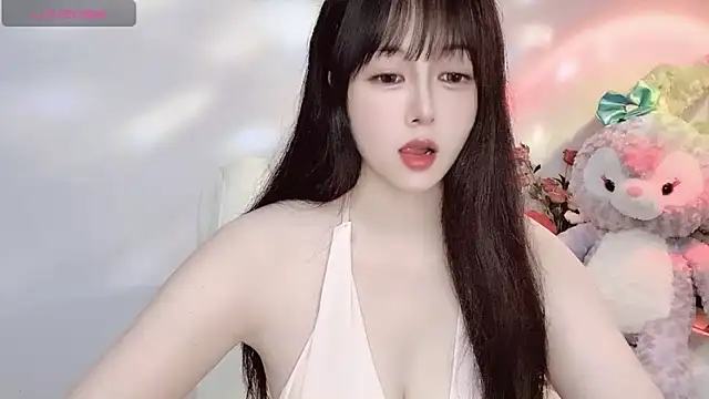 Snapshot of Lydia_170 chatting on 06.17.26 Lydia 170 online show from 06.17.26
