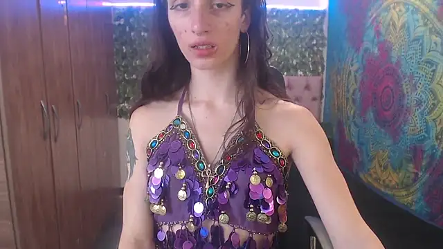 Snapshot of BurningVenus12 chatting on 10.08.25 BurningVenus12 online show from 10.08.25