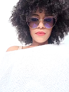 Snapshot of BlairSamy chatting on 03.11.25 BlairSamy online show from 03.11.25