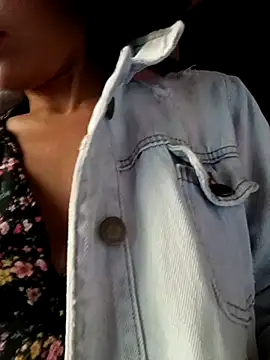 Snapshot of BlairSamy chatting on 03.21.25 BlairSamy online show from 03.21.25