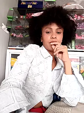 Snapshot of BlairSamy chatting on 10.03.25 BlairSamy online show from 10.03.25