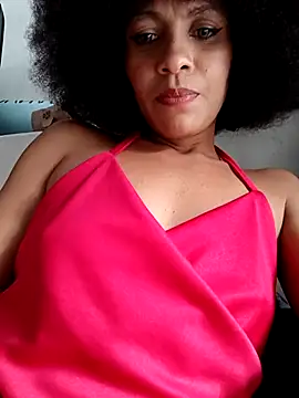 Snapshot of BlairSamy chatting on 10.29.25 BlairSamy online show from 10.29.25