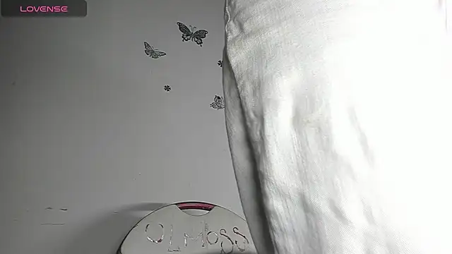 Snapshot of Sophie_sweett19 chatting on 02.07.25 Sophie sweett19 online show from 02.07.25
