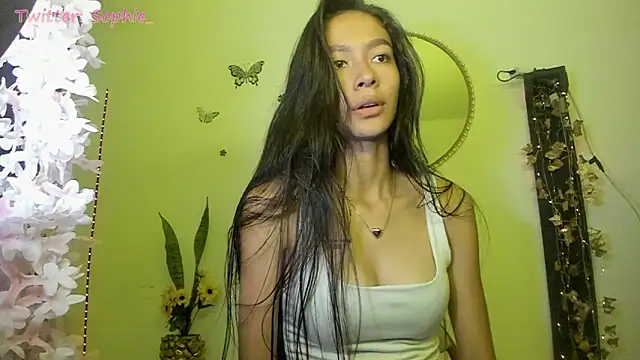 Snapshot of Sophie_sweett19 chatting on 02.28.25 Sophie sweett19 online show from 02.28.25