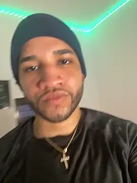 Snapshot of Hyuujhy chatting on 11.09.25 Hyuujhy online show from 11.09.25