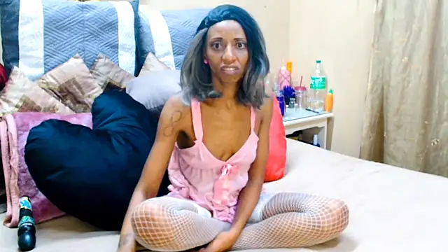 Snapshot of Nubiangiggles chatting on 02.07.25 Nubiangiggles online show from 02.07.25